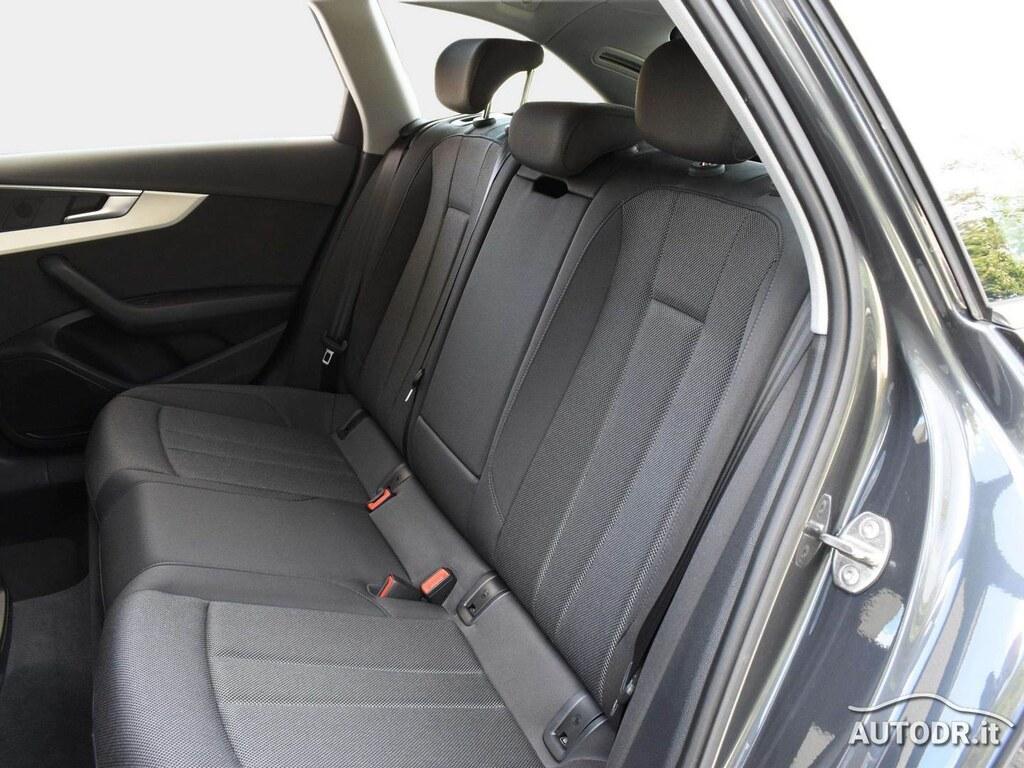 Audi A4 Avant 30 2.0 TDI Advanced S-Tronic MMI Plus, Virtual, ACC