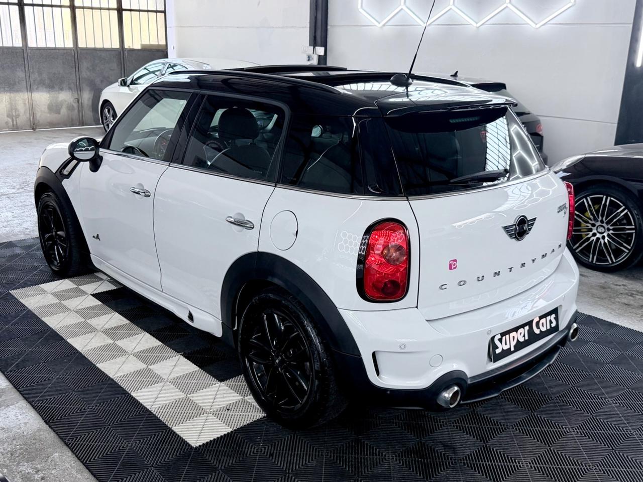 Mini JOHN COOPER WORKS Countryman 2.0SD 143CV ALL4