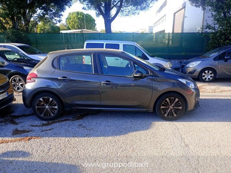 Peugeot 208 I 2015 Benzina 5p 1.2 puretech Allure s&s 82cv neopatentati