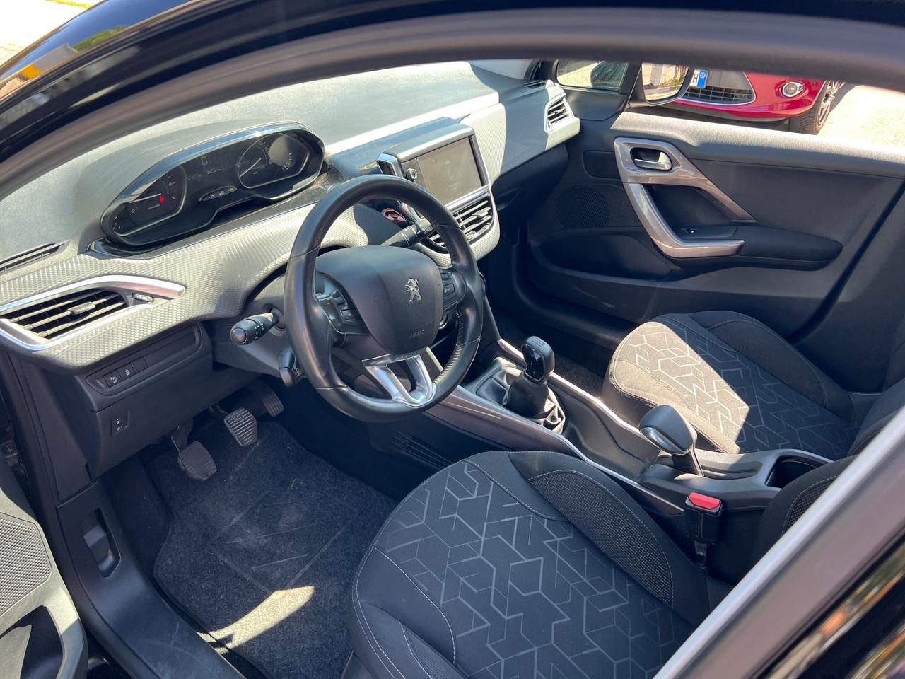 Peugeot 2008 PureTech 82 Access