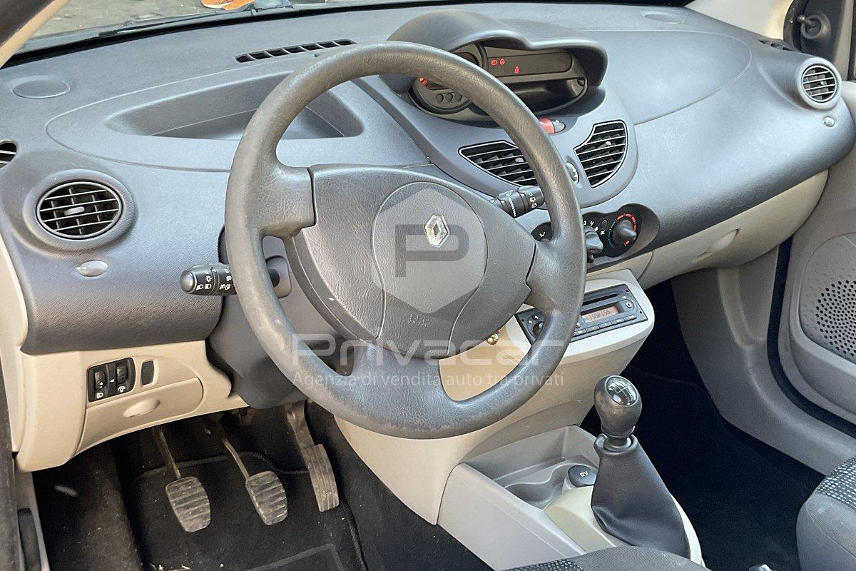 RENAULT Twingo 1.2 8V Dynamique