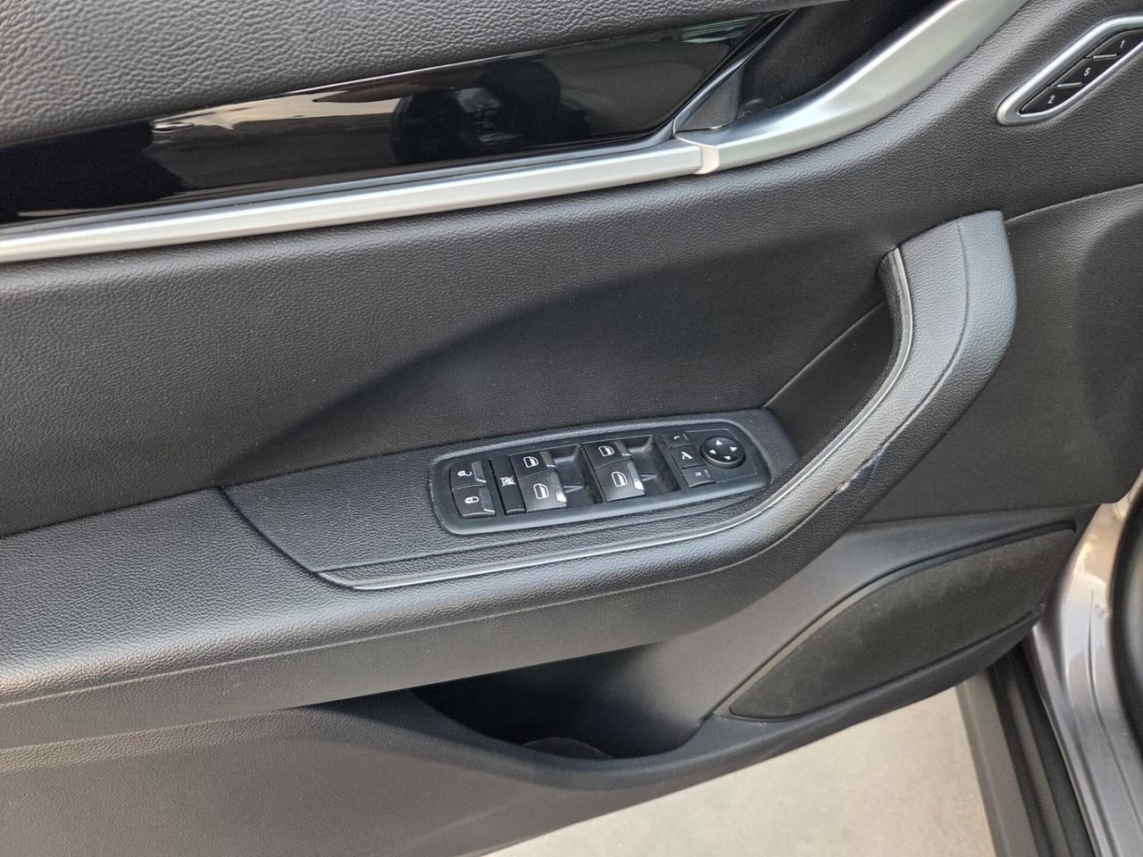 Maserati Levante V6 Diesel 275 CV AWD Granlusso - DA VETRINA !!