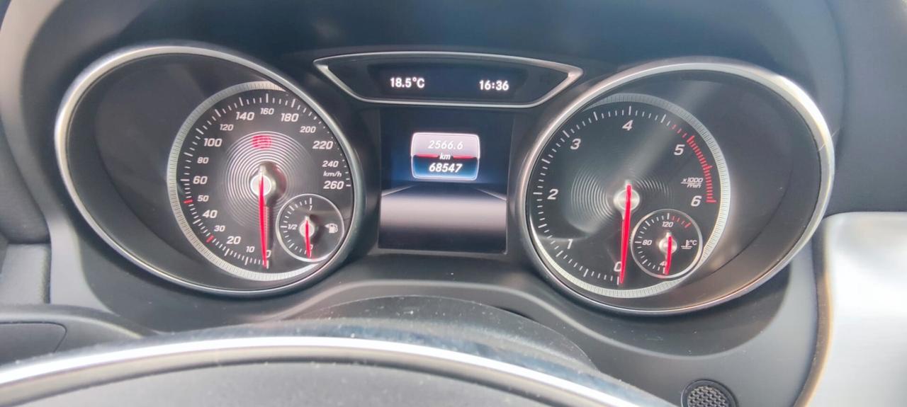 Mercedes-benz CLA 180 d Premium