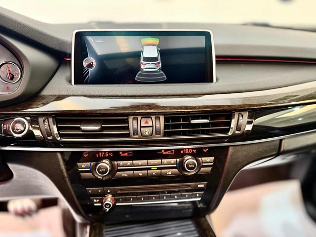 BMW X5 xDrive30d 258CV Luxury *TETTO PANORAMICO APRIBILE*