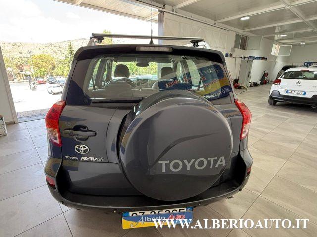 TOYOTA RAV 4 MY23 RAV4 2.2 D-4D 136 CV Luxury