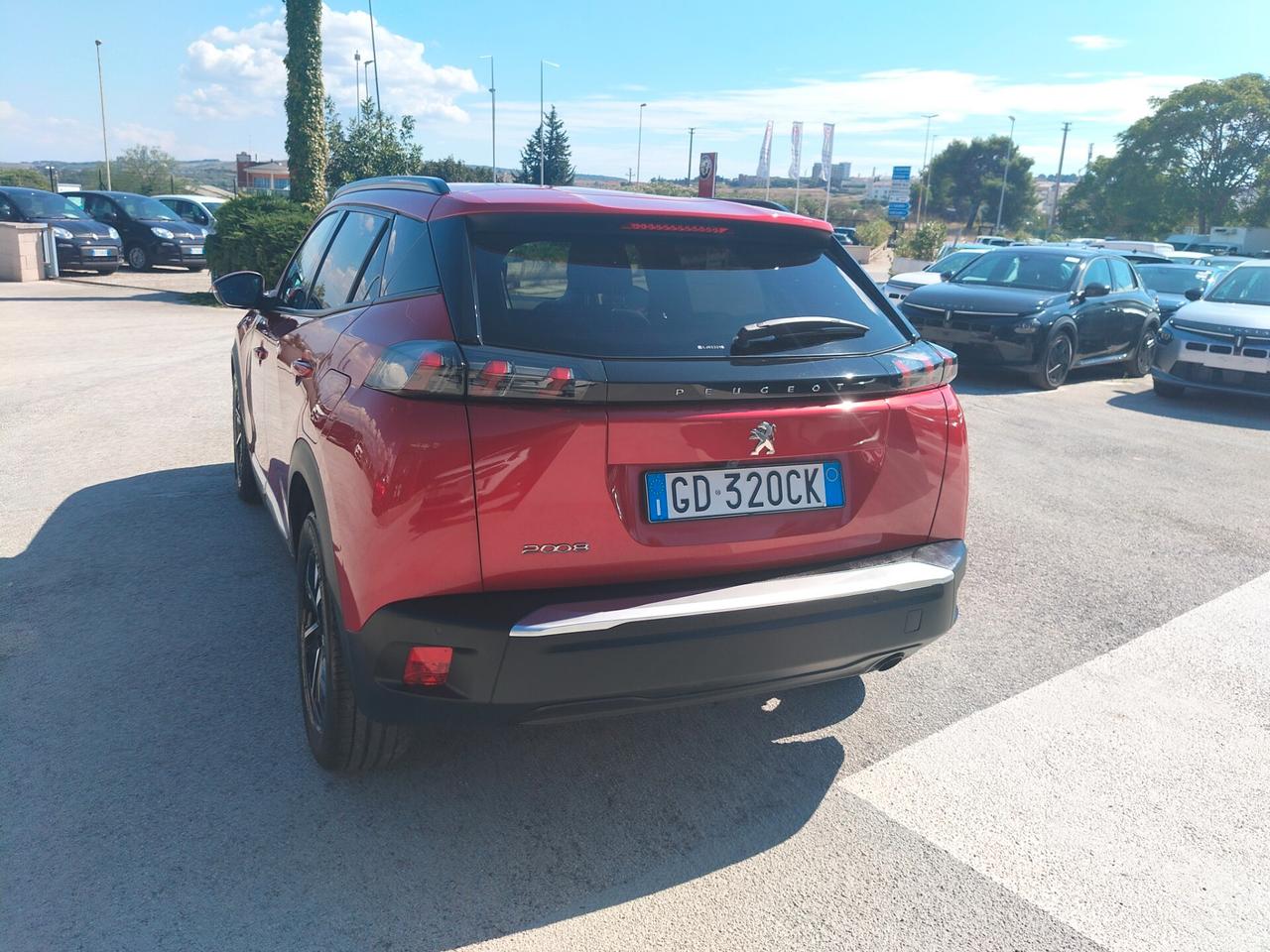 Peugeot 2008 PureTech 100 S&S Allure