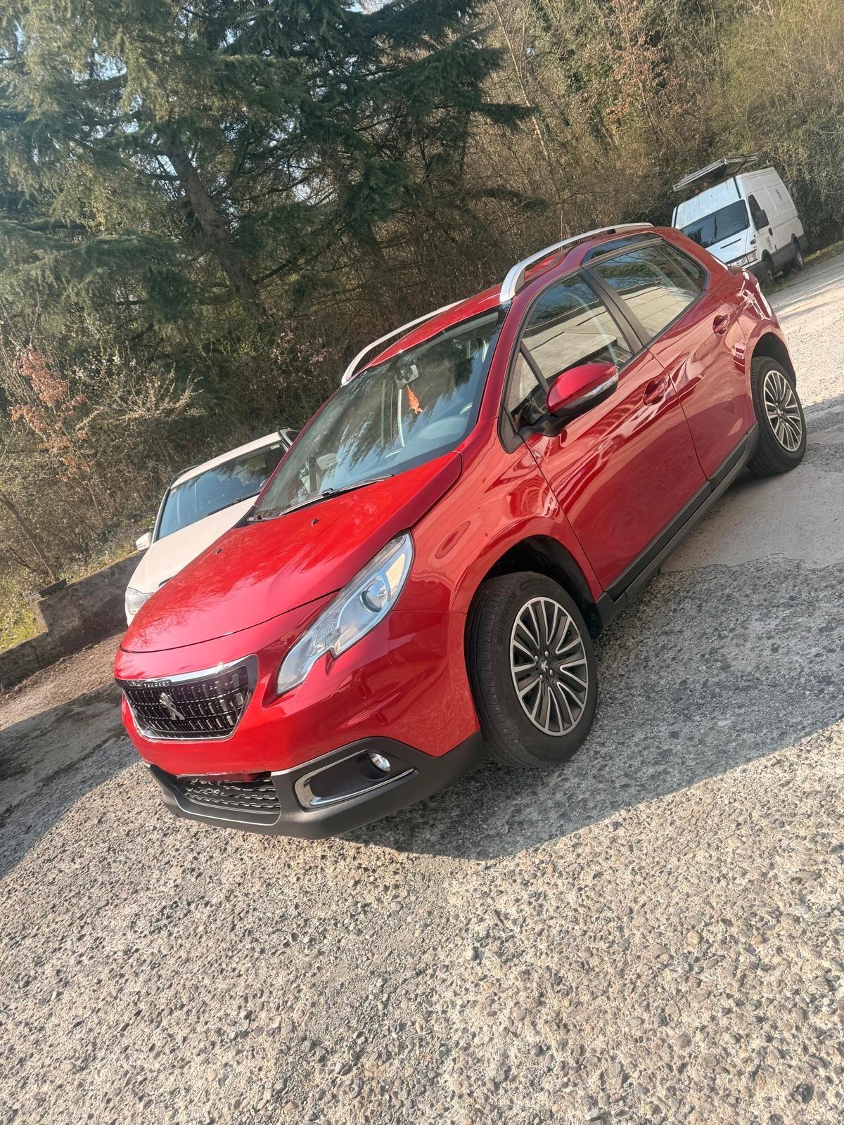 Peugeot 2008 1.2 benzina+Gpl