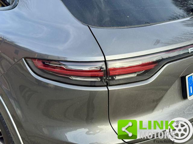 PORSCHE Cayenne 3.0 V6 340CV TIPTRONIC S PLATINUM EDITION