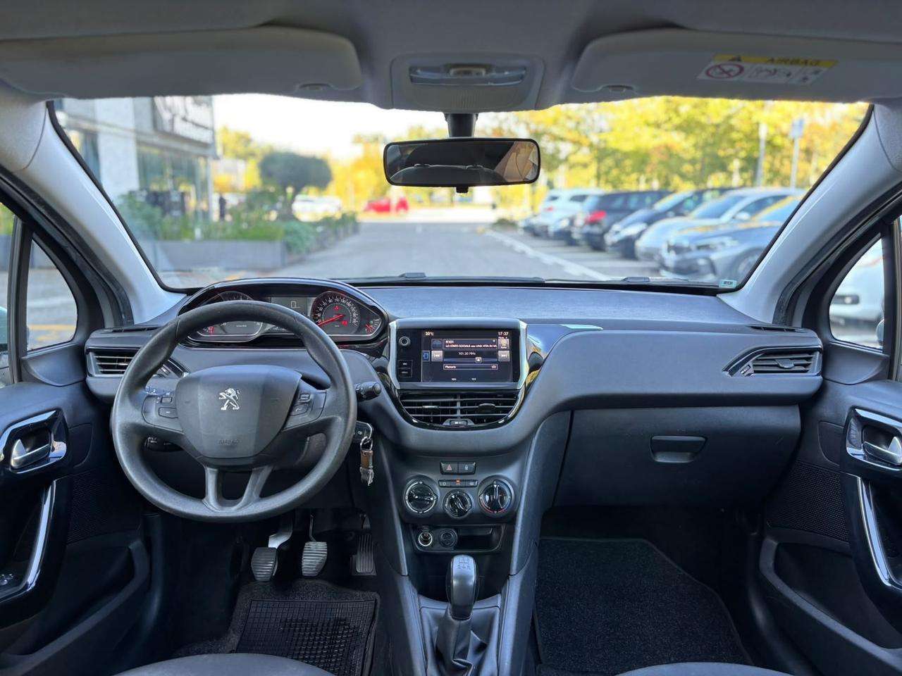 Peugeot 208 1.4 HDi 68 CV 5 porte Allure