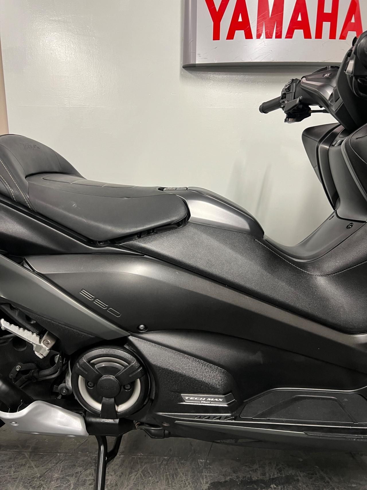 Yamaha TMAX 560 Tech max