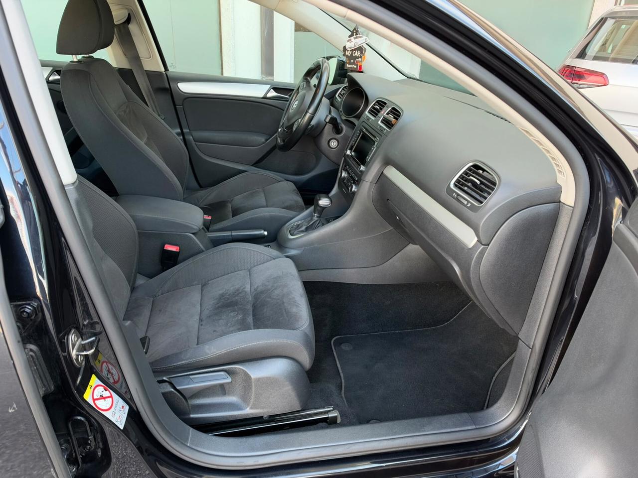 Volkswagen Golf 1.6 Highline