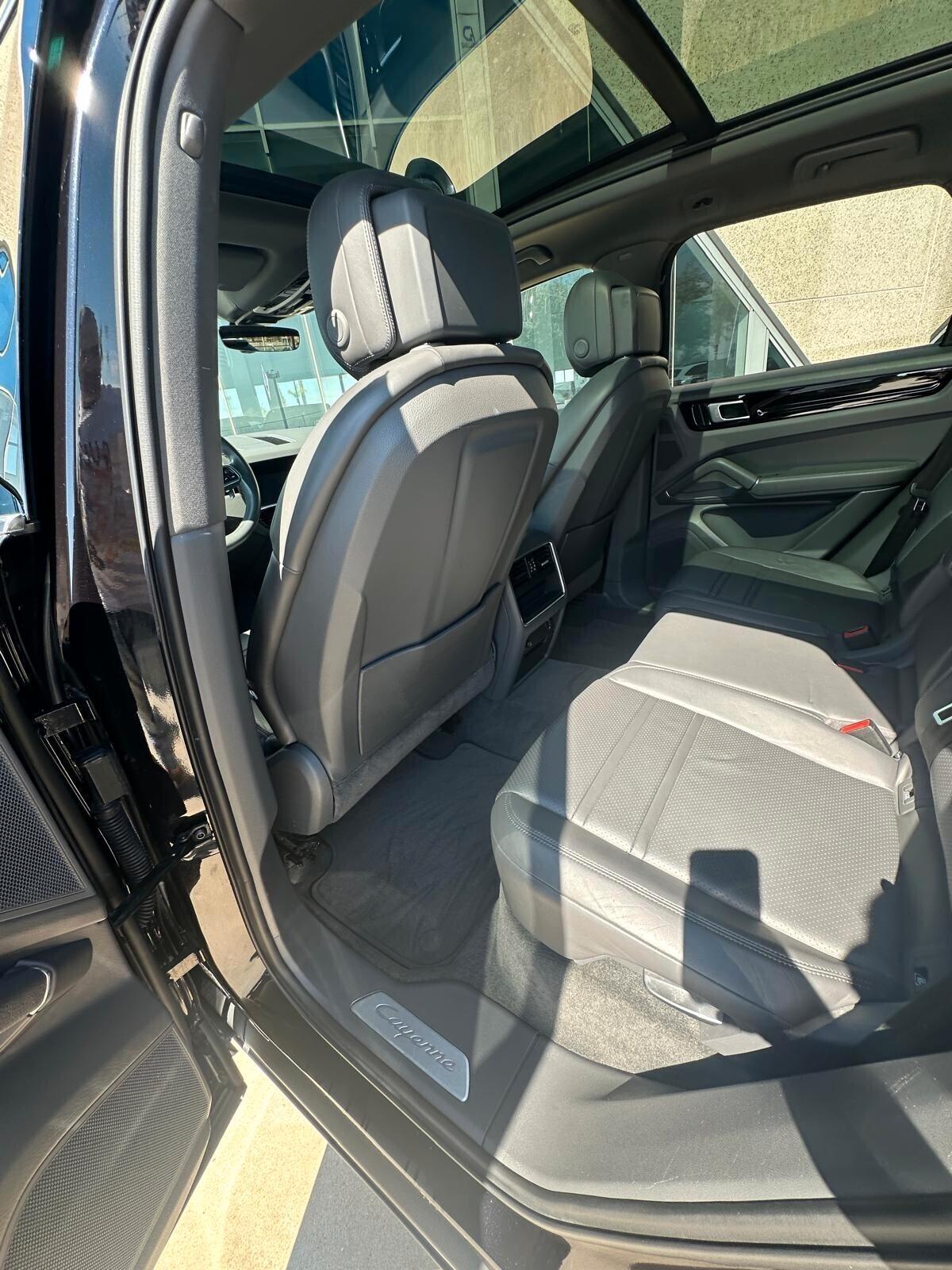 Porsche Cayenne 3.0 tiptronic offerta T-Stock prezzo imperdibile