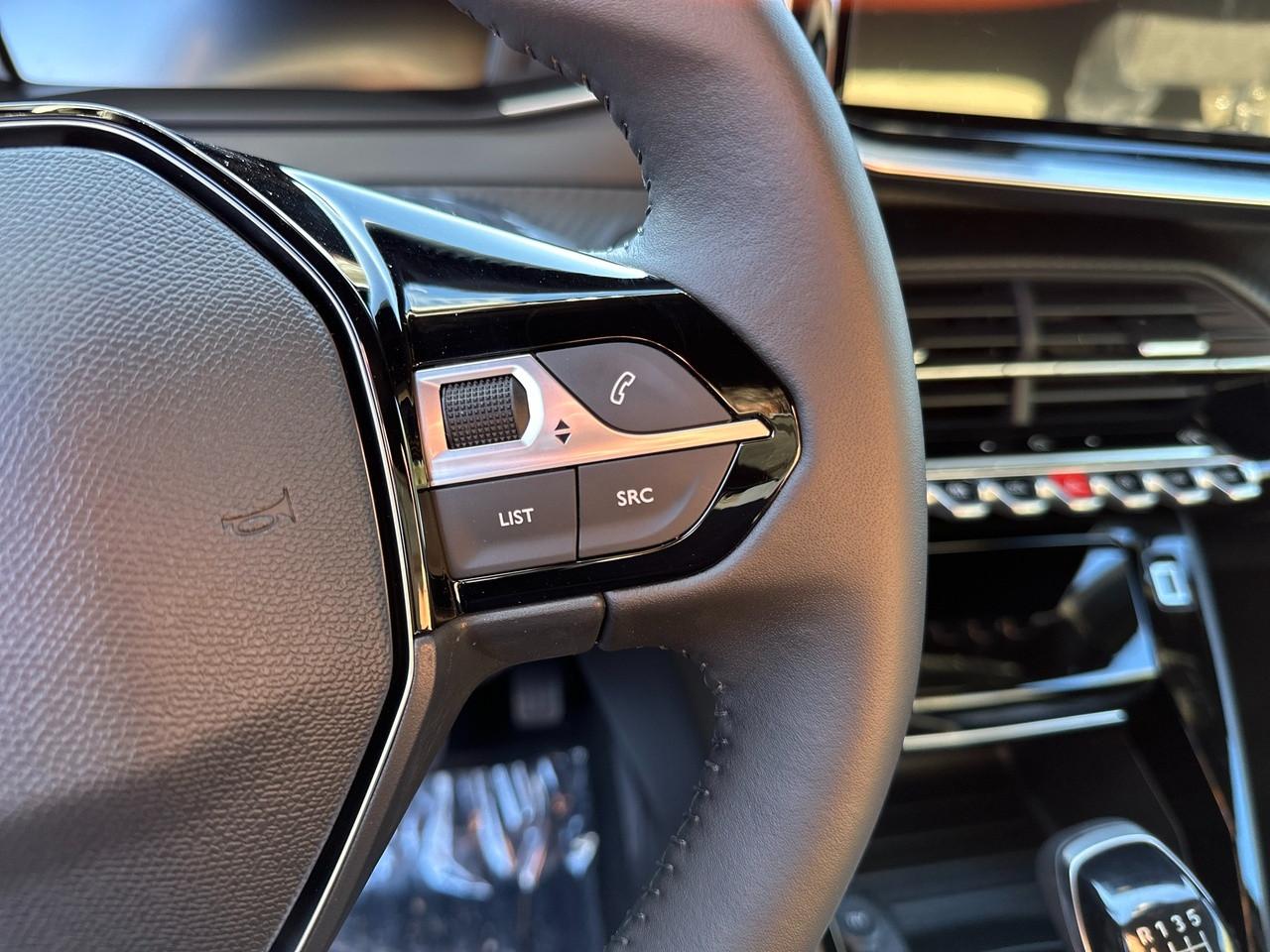 PEUGEOT 2008 II 2023 - 2008 1.2 puretech Allure s&s 100cv