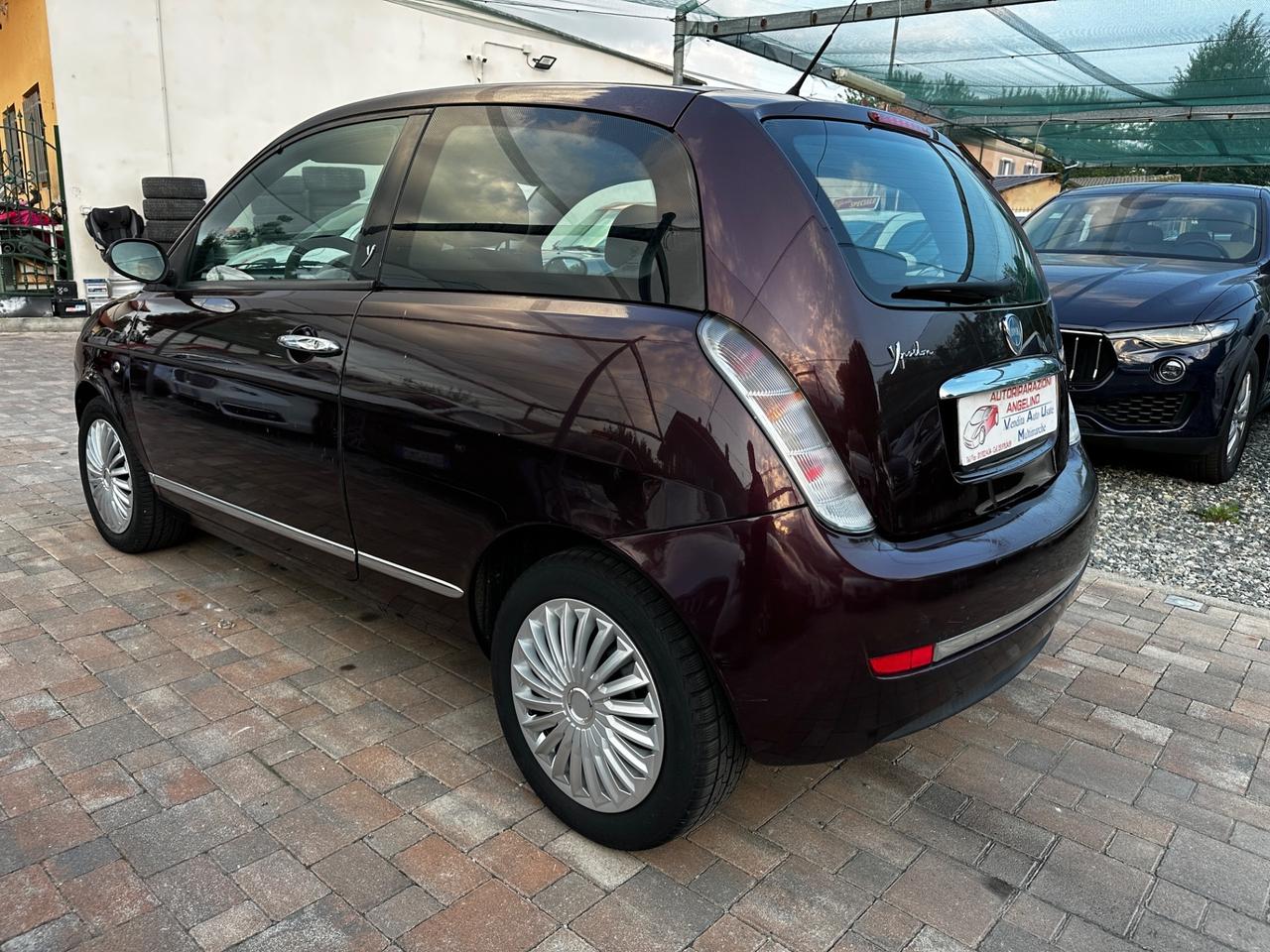 Lancia Ypsilon 1.2 Benzina