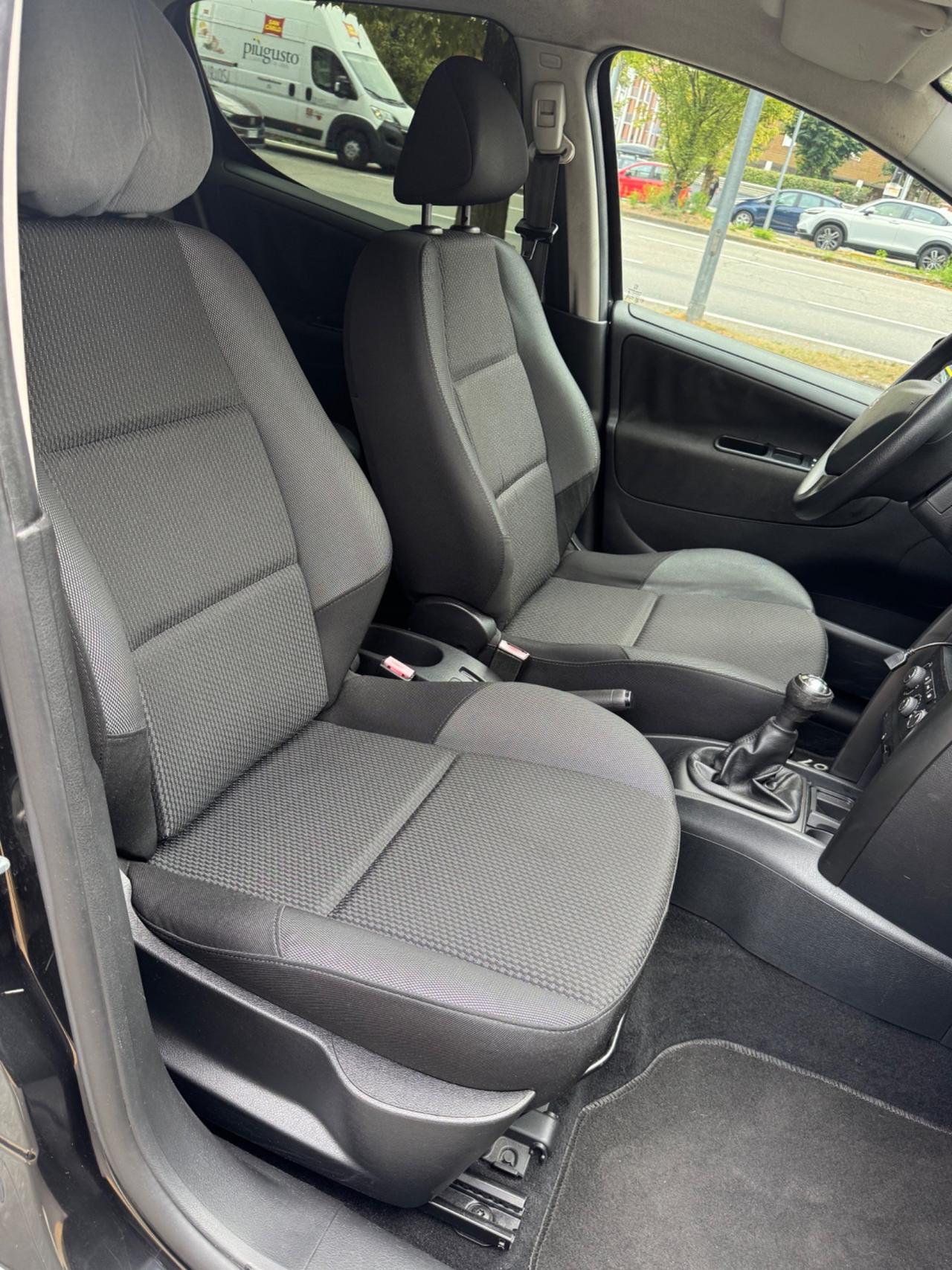 Peugeot 207 1.4 75CV 5porte X Line