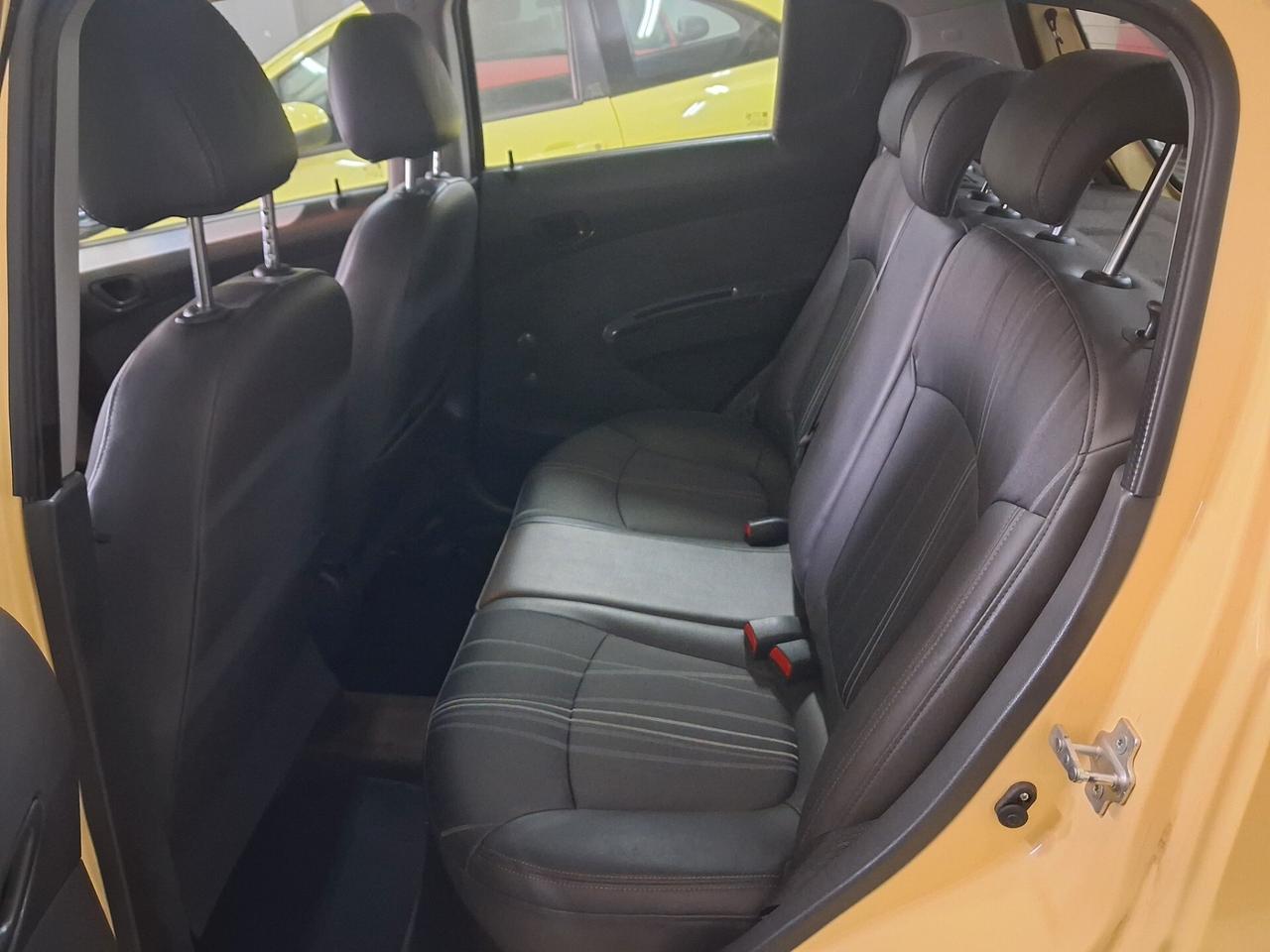 Chevrolet Spark 1.0 gpl 2014 unico prop