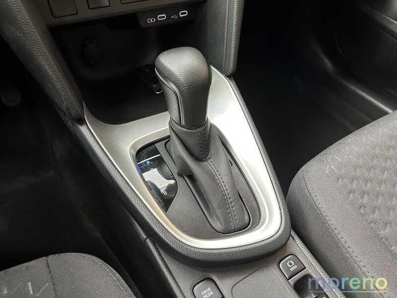 Toyota Yaris Cross 1.5h Active fwd 115 CV e-cvt