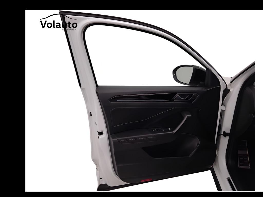 VOLKSWAGEN T-Roc I 2022 - T-Roc 1.5 tsi R-Line dsg