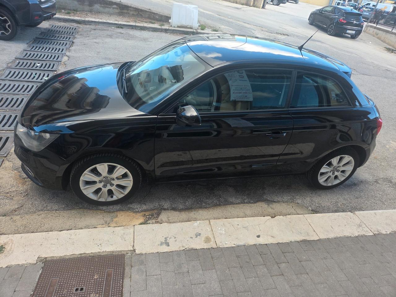 AUDI A1 1.2 BENZINA 86 CV KM 160000 CERTIFICATI