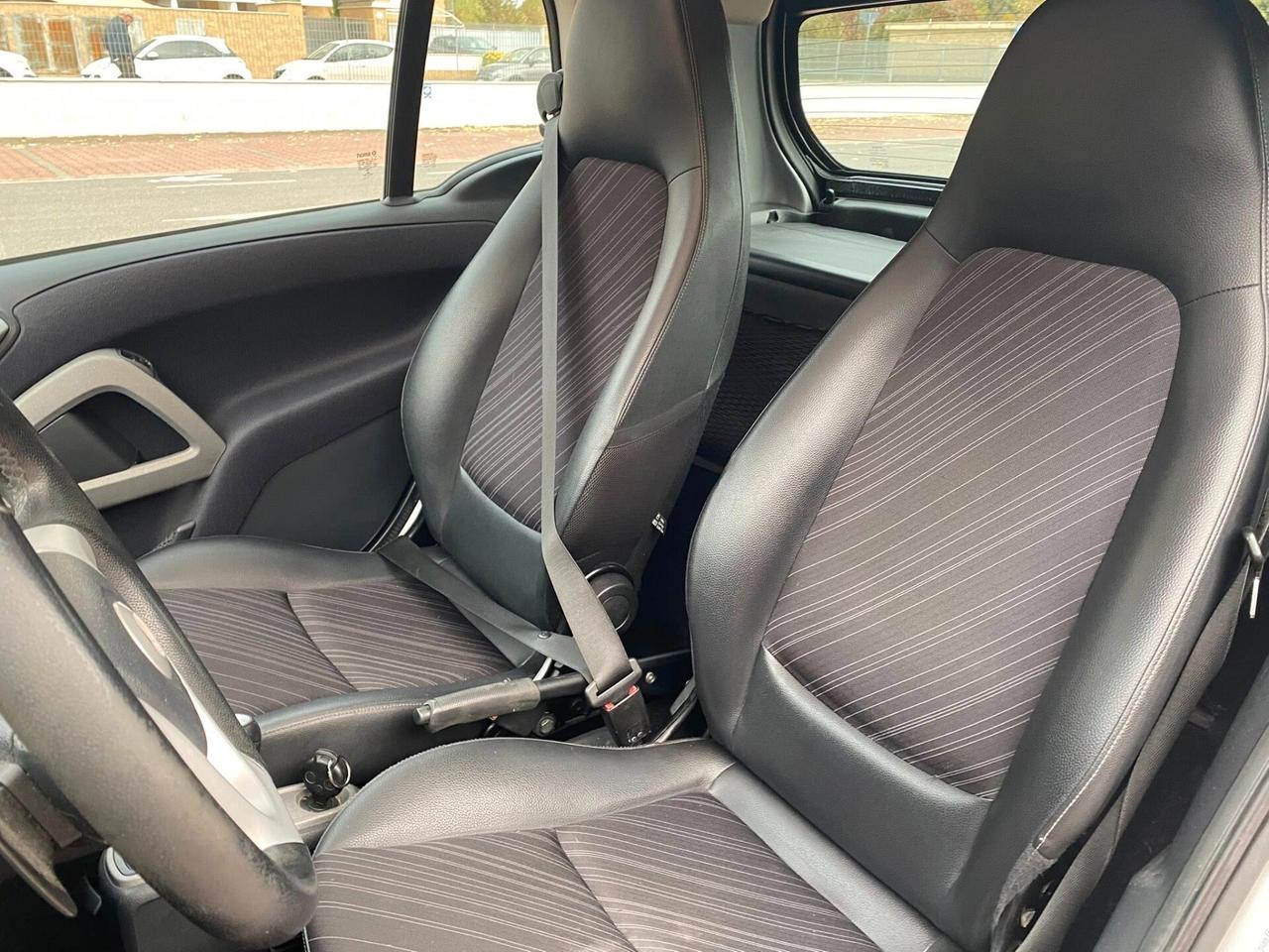 SMART ForTwo PULSE OK NEOPATENTATI