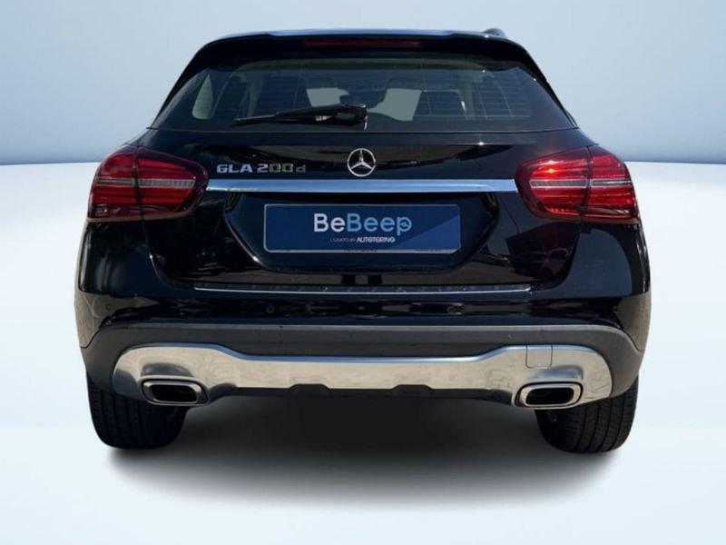 Mercedes-Benz GLA 200 D SPORT AUTO