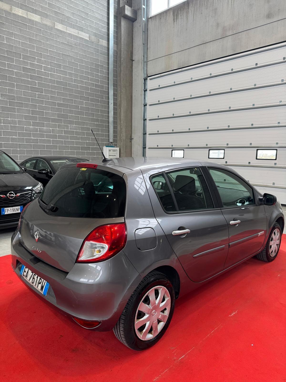 Renault Clio Storia 1.2 5 porte Confort