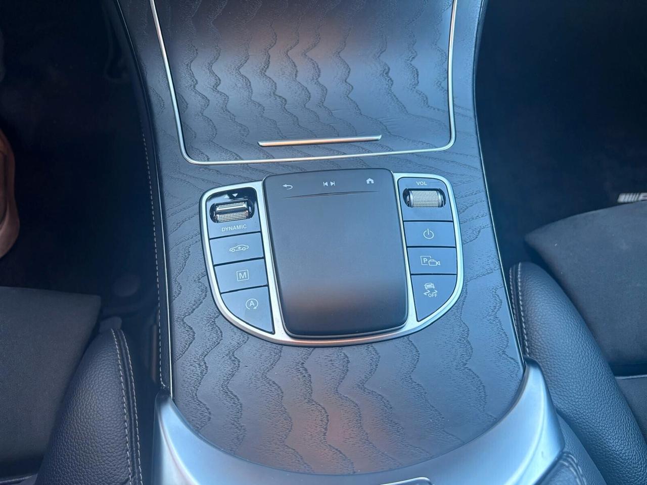 MERCEDES-BENZ GLC 220D 4MATIC PREMIUM NAVI-LED