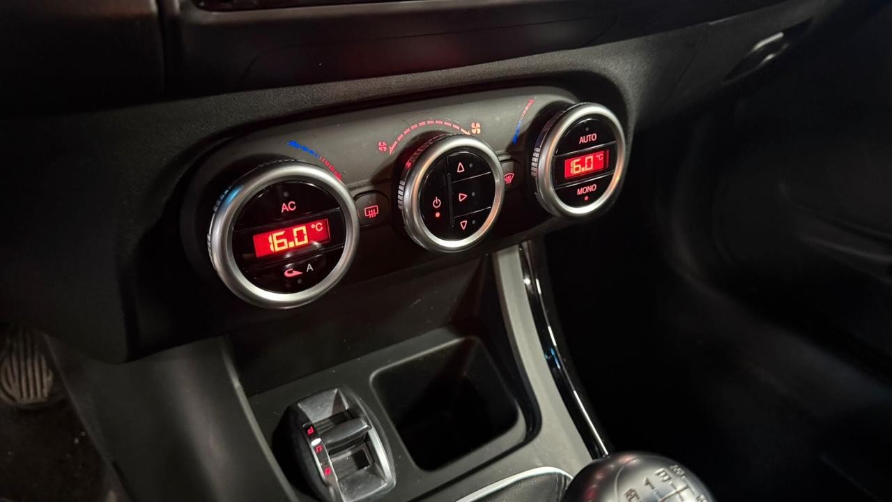 Alfa Romeo Giulietta 1.6 JTDm-2 105cv Exclusive