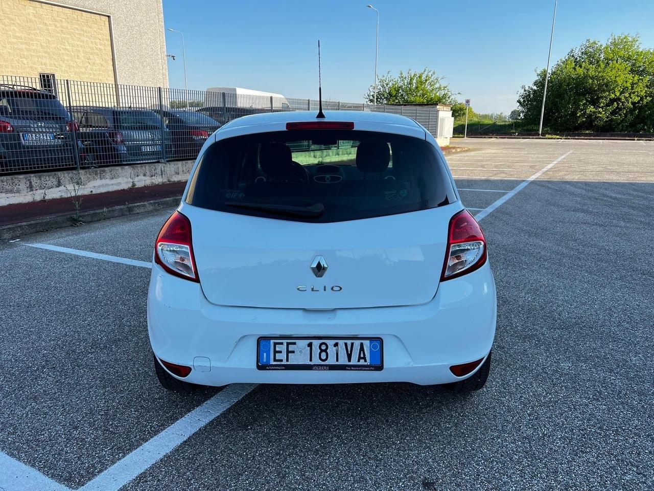 Renault Clio 1.2 16V 5 porte Yahoo!
