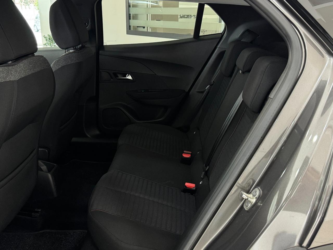 Peugeot 2008 1.2 100cv Active Pack