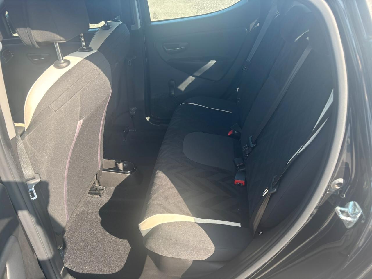 Lancia Ypsilon 1.2 69 CV 5 porte Gold