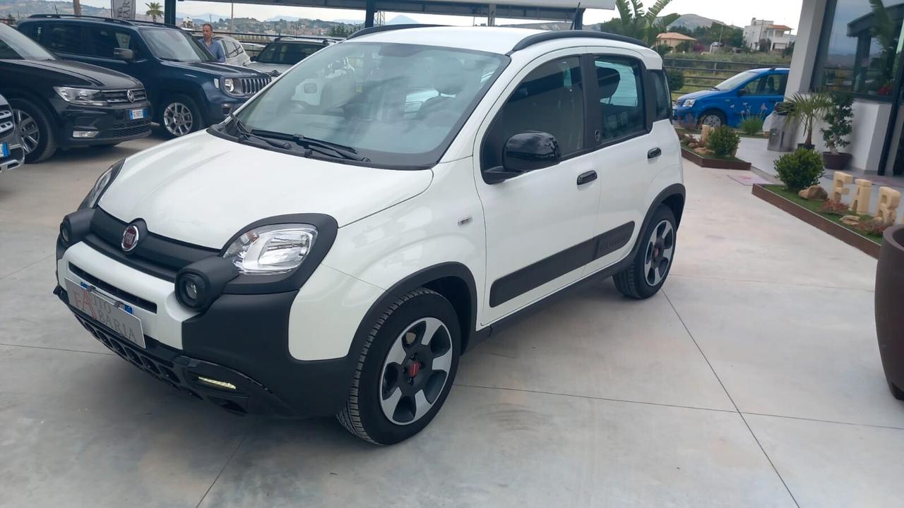 Fiat Panda 1.2 Connected by Wind cross