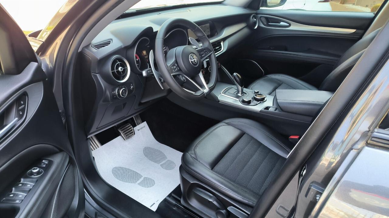 Alfa Romeo Stelvio 2.2 Turbodiesel 210 CV AT8 Q4 B-Tech