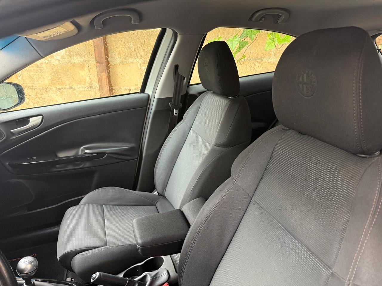 Alfa Romeo Giulietta 2.0 JTDm-2 140 CV Distinctive