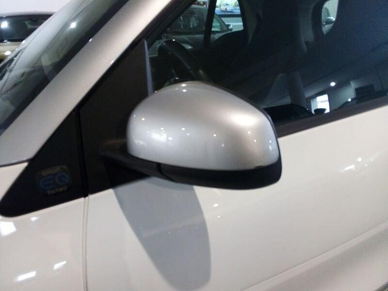 smart fortwo 004299 EQ Passion