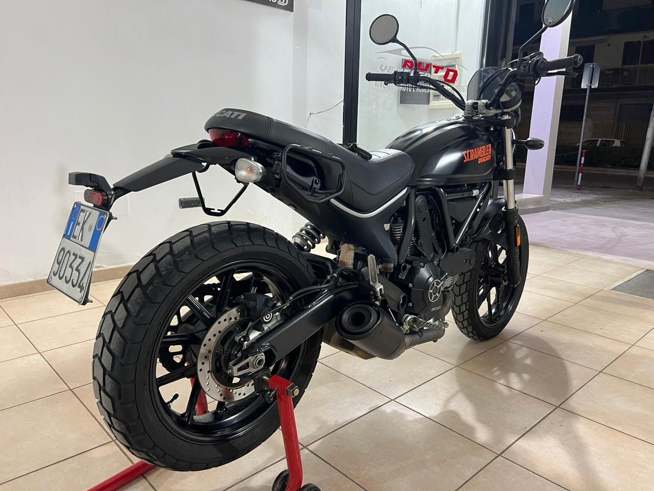 DUCATI SCRAMBLER 400