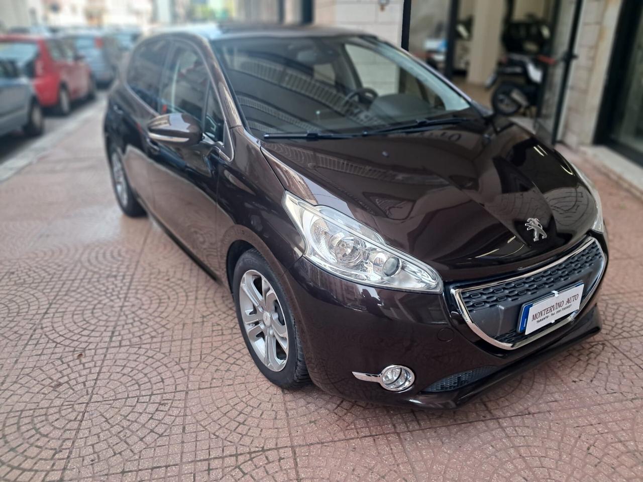 PEUGEOT 208 1.4 HDI-TETTO PANORAMICO -Euro6290