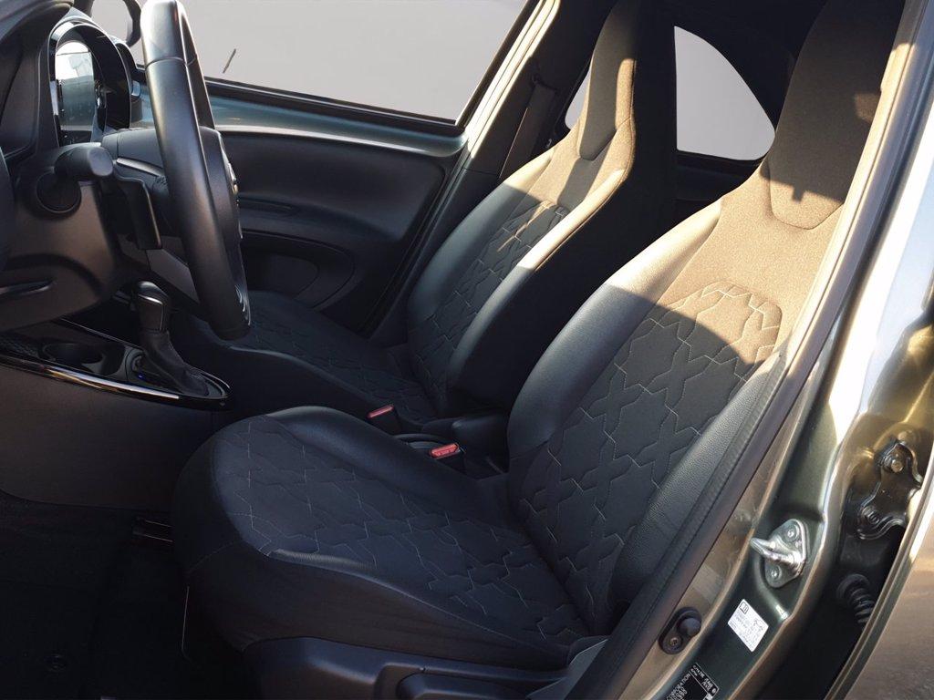 TOYOTA Aygo x 1.0 lounge 72cv s-cvt del 2022