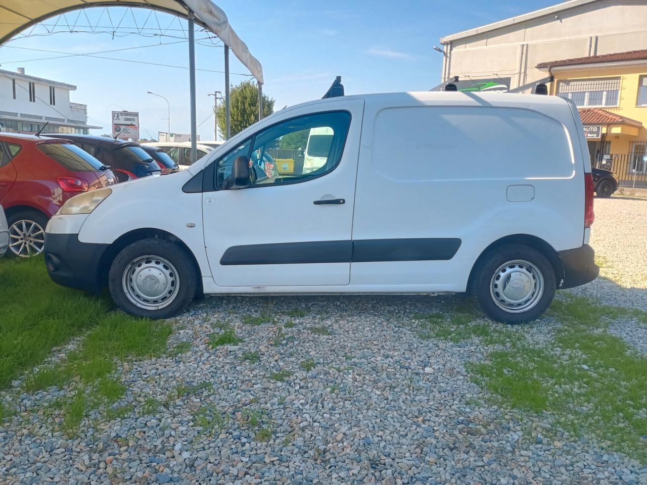 PEUGEOT PARTNER FURGONATO 1.6 HDi 90CV
