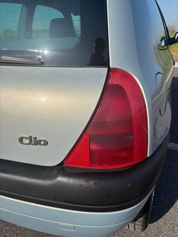 Renault Clio NEOP. 1.2 cat 3 porte RT