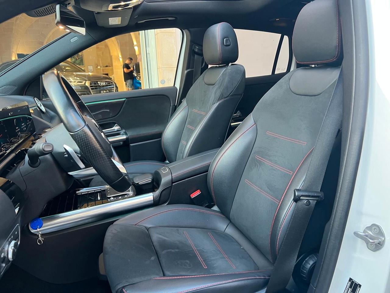 MERCEDES-BENZ GLA 200D PREMIUM 2.0 150CV TETTO NAVI CAM ANNO 2022