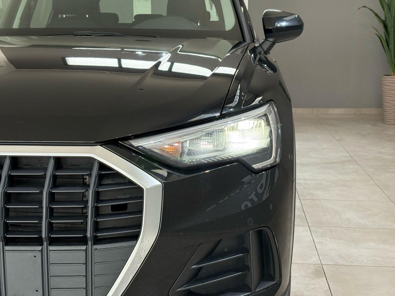 Audi Q3 35 TDI S tronic Business Advanced