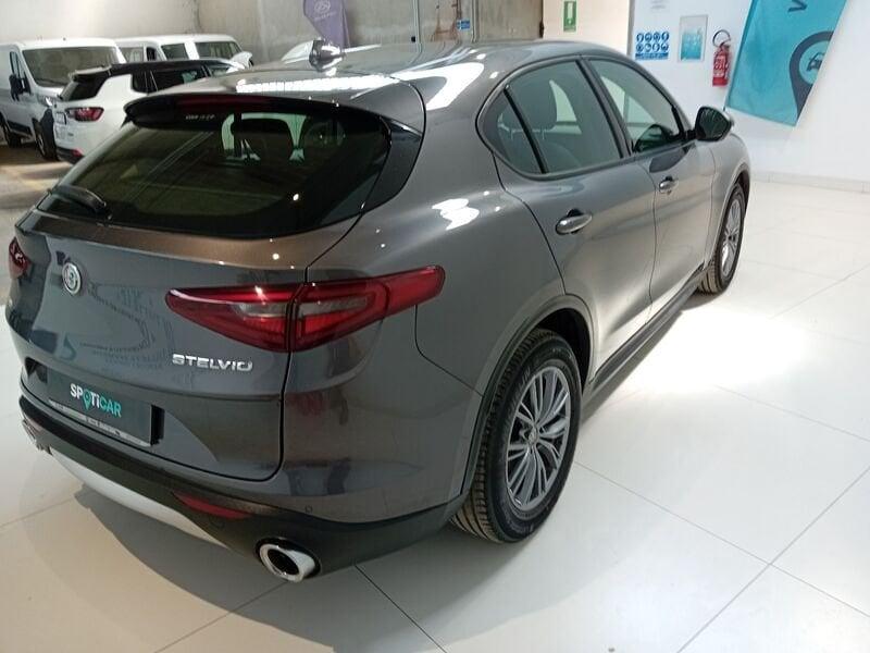 Alfa Romeo Stelvio 2.2 Turbodiesel 190 CV AT8 RWD Super