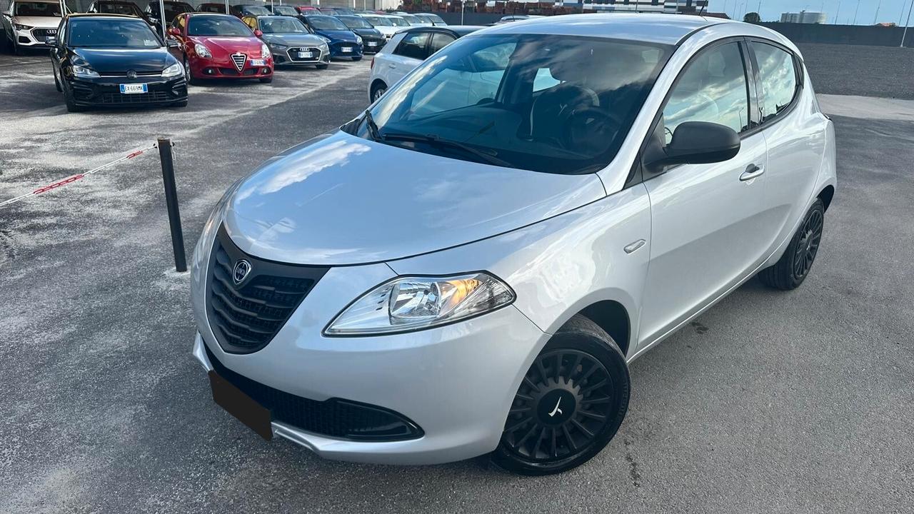 Lancia Ypsilon 1.3 MJT 16V 95 CV 5 porte S&S Elefantino UNICO PROPRIETARIO KM CERTIFICATI