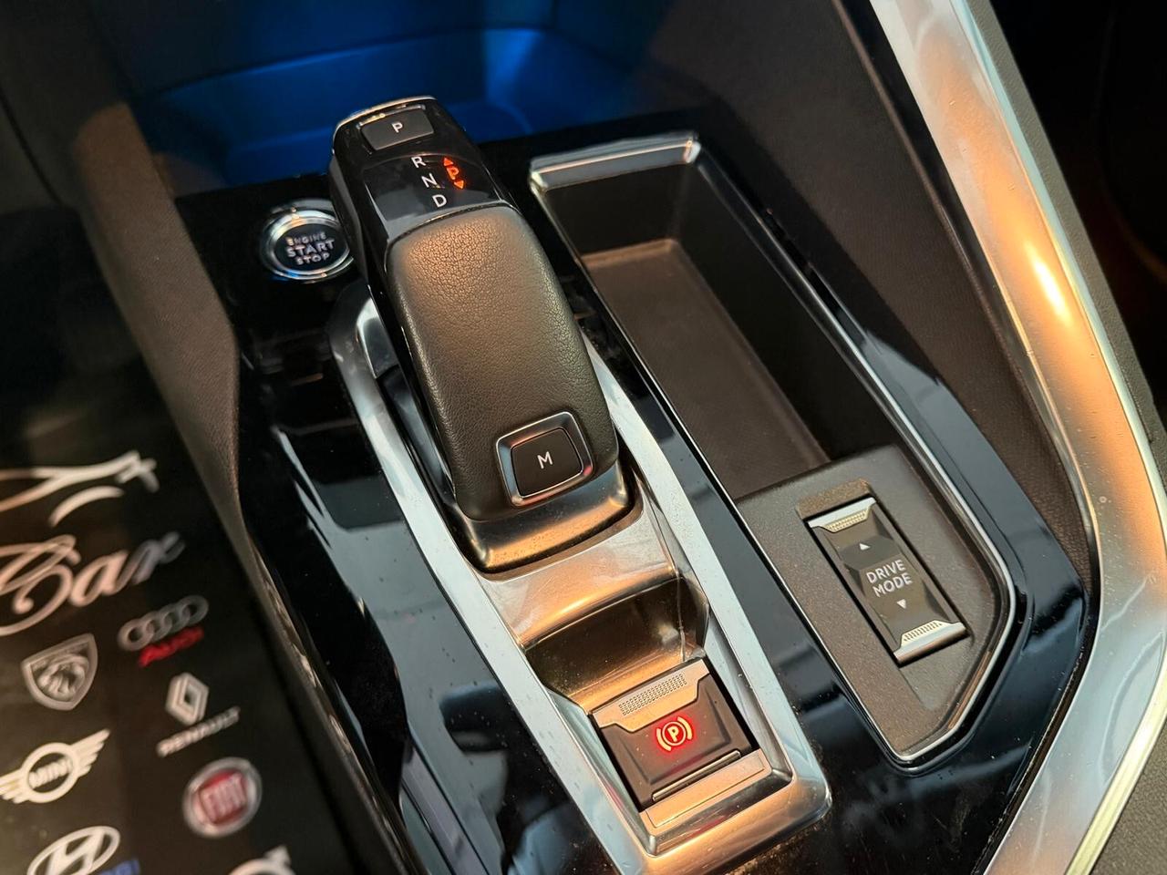 PEUGEOT 3008 1.5 EAT8 130CV 96KW NAVI CRUISE CAM ANNO 2021