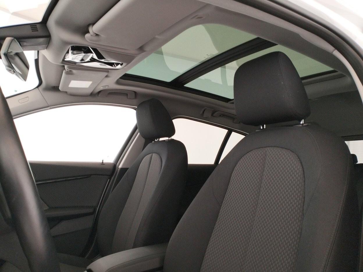BMW 118d Business Advantage auto - TETTO APRIBILE - IVA ESPOSTA