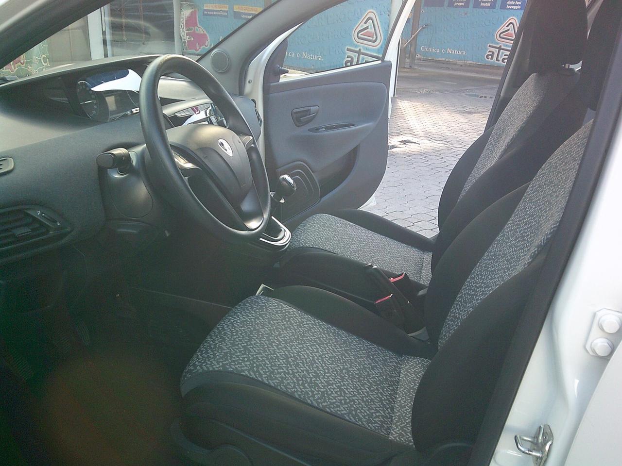 Lancia Ypsilon 1.2 69 CV 5 porte S&S*PREZZO VERO*