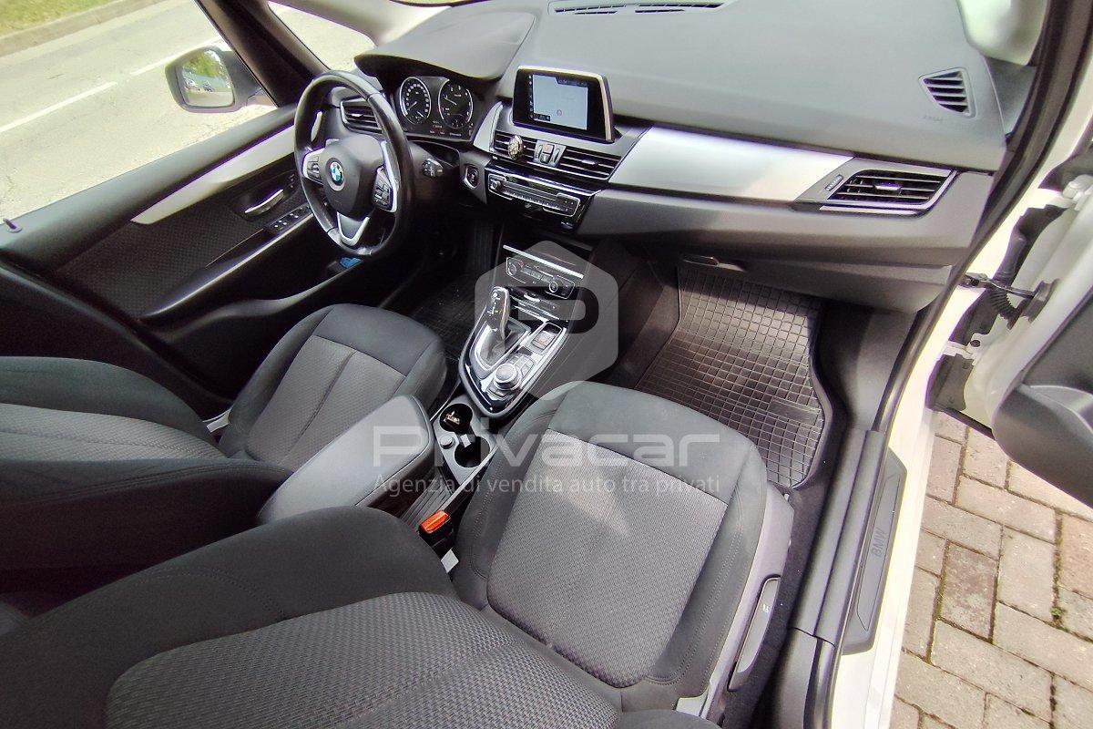 BMW 218d Active Tourer Business