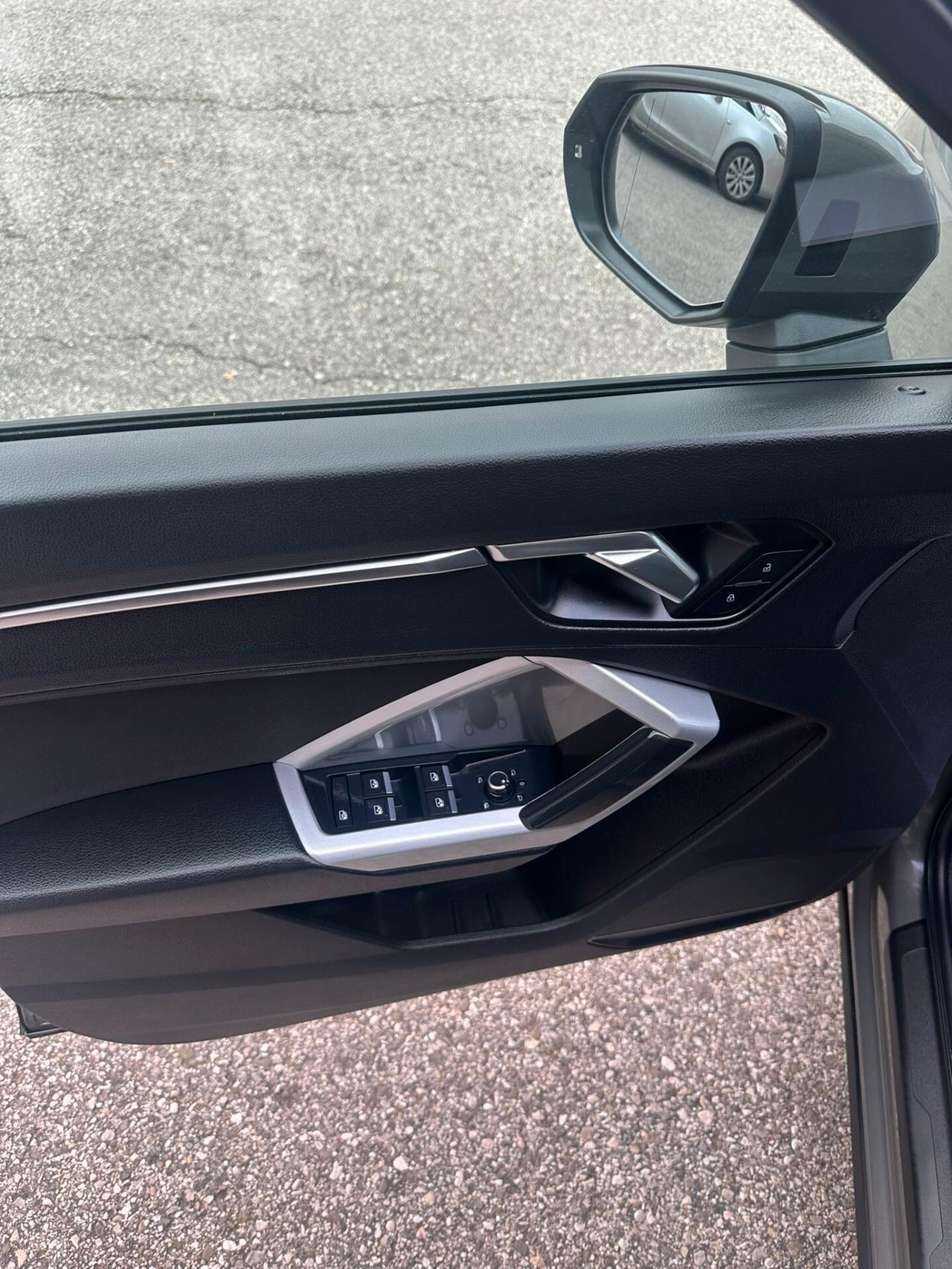 Audi Q3 35 TDI S tronic 2.0 150 CV Advanced FARI MATRIX