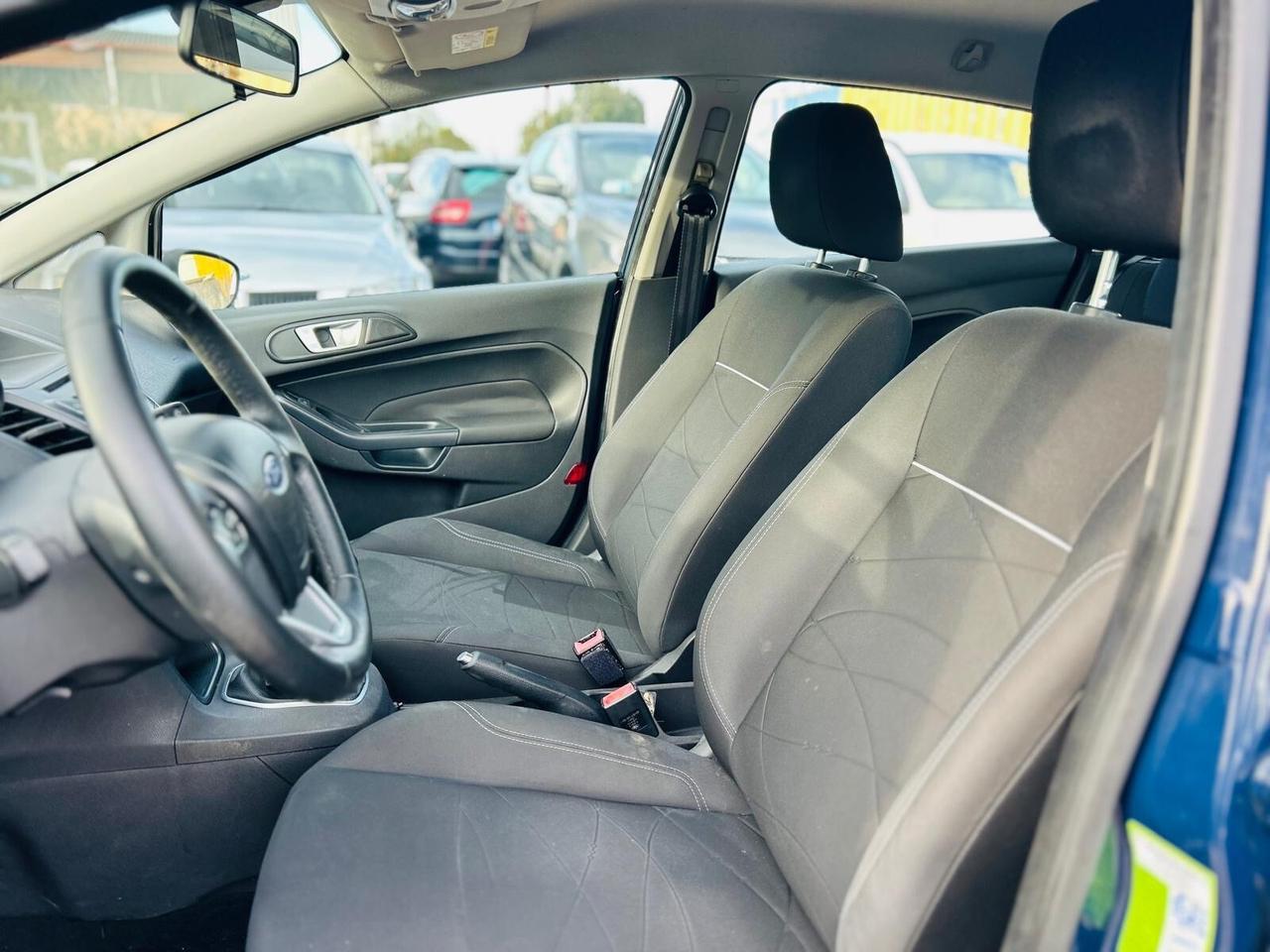 Ford Fiesta 1.5 TDCi 75CV 5 porte Titanium
